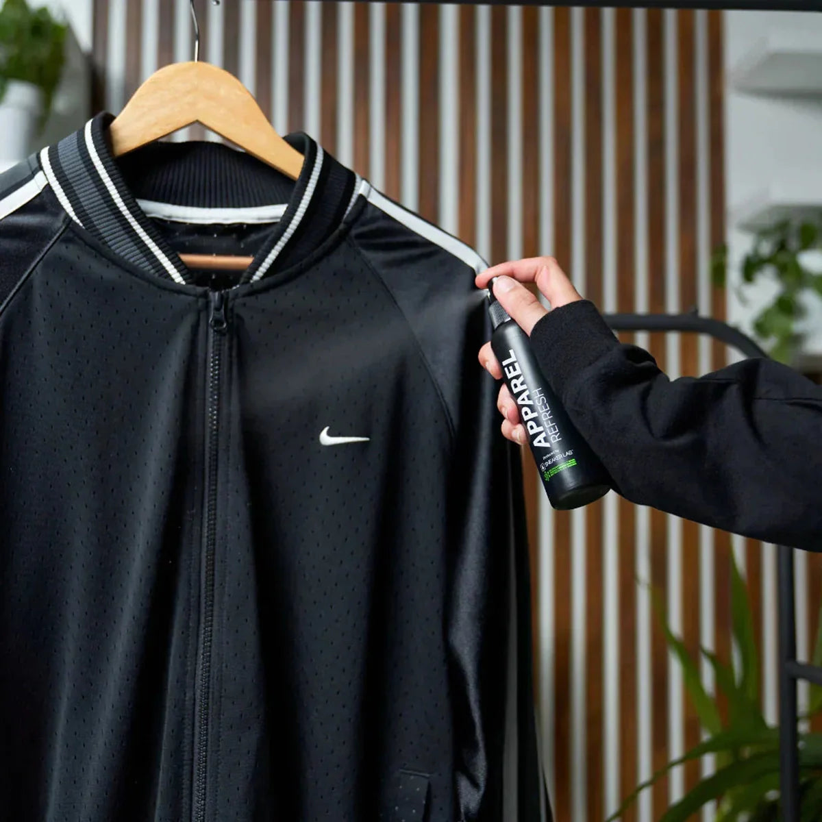 How To Use Apparel Refresh Spray